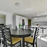 Pet Friendly In J Branderup